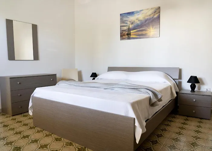 アパート Zaffiro 1